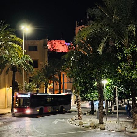 Luxury Apartments Near The Beach And Downtown Centrum 8 Alicante Exterior foto